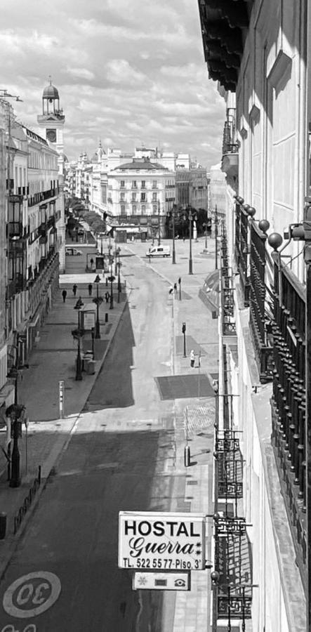 Hostal Guerra Madrid Bagian luar foto