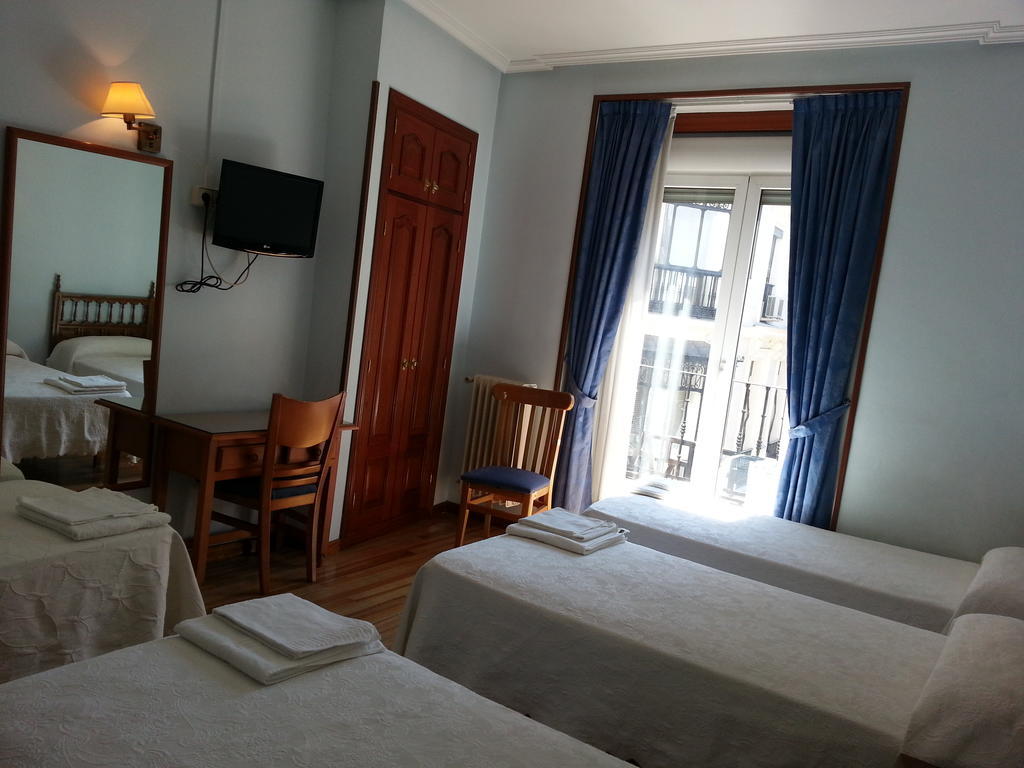 Hostal Guerra Madrid Ruang foto