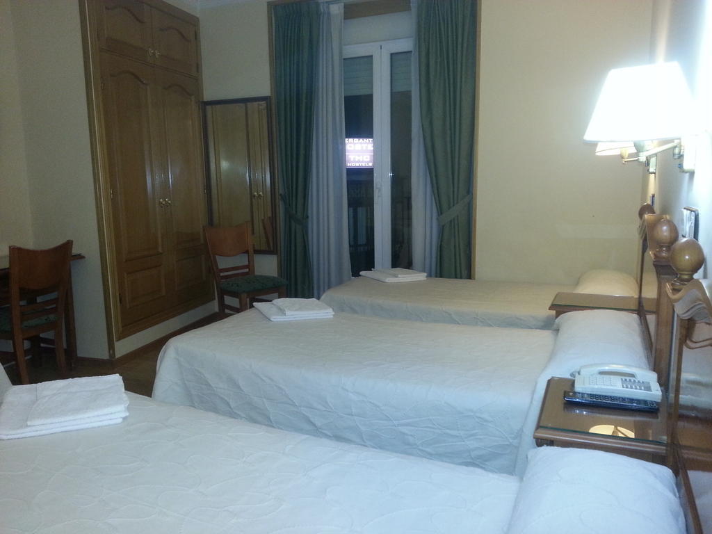 Hostal Guerra Madrid Ruang foto