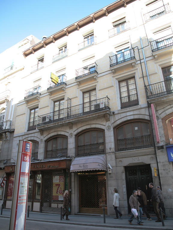 Hostal Guerra Madrid Bagian luar foto